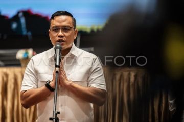 Dirut Pertamina Simon Aloysius Mantiri minta maaf