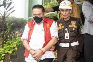 Penahanan mantan Gubernur Bengkulu Ridwan Mukti