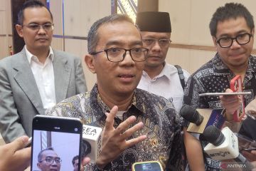 Mendiktisaintek sebut keputusan UI soal S3 Bahlil adalah yang terbaik