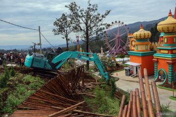 Pemkab Bogor ungkap kronologi penerbitan izin Hibisc Fantasy Puncak