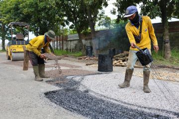 Pemprov Jateng terus kebut perbaikan jalan