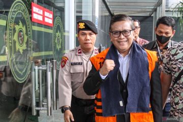 Hukum kemarin, sidang perdana Hasto Kristiyanto hingga penyidikan BJB