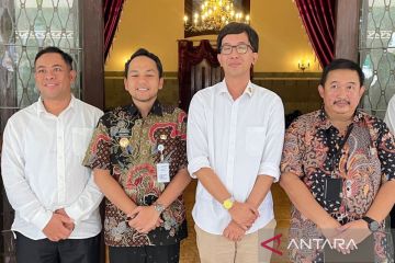 Staf khusus Wapres temui Wali Kota Surakarta bahas AI