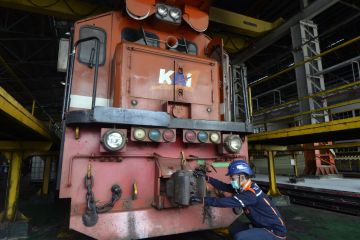 Persiapan lokomotif untuk angkutan lebaran