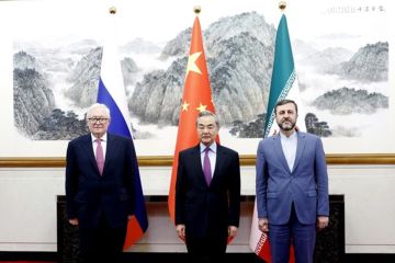 China, Rusia, Iran bertemu di Beijing bahas masalah nuklir