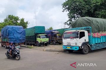 Arus angkutan barang naik 20 persen di Situbondo jelang pembatasan