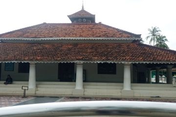 Ramadhan, Masjid berusia 136 tahun di Banten ramai didatangi wisatawan