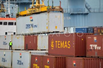 Insentif 50 persen untuk jasa penumpukan peti kemas
