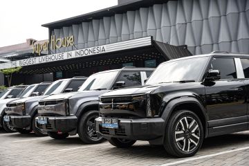2.000 unit mobil listrik Chery J6 diserahkan kepada konsumen