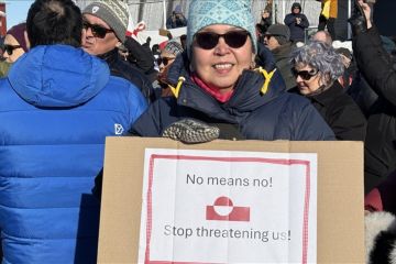 Ratusan warga Denmark gelar aksi protes soal sikap AS atas Greenland