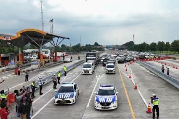 Petugas mulai terapkan one way di Tol Cipali antisipasi puncak arus balik