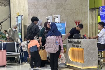 KS Gambir ingatkan pentingnya nomor telepon saat beli tiket