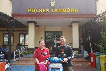 Polisi kembalikan sepeda motor milik warga yang dicuri di Tambora