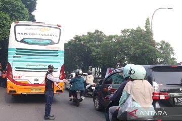 DKI sasar bus dan truk dalam operasi kepatuhan uji emisi di Jaktim