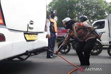 DKI kemarin, operasi uji emisi hingga uji coba Transjabodetabek