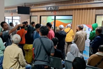 Pemutihan pajak di Banten, pemohon padati kantor layanan Samsat