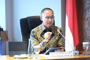 Eddy Soeparno temui Emil Salim bahas arah kebijakan karbon