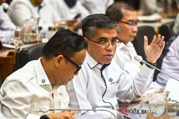Menaker: kondisi lapangan kerja Indonesia tetap pada 2025