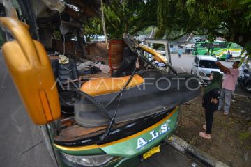 Kecelakaan bus ALS di Padang Panjang