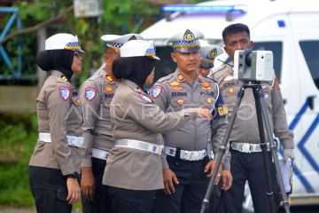 Polda Sumbar olah TKP kecelakaan bus ALS