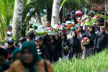 Tradisi Ithuk-ithukan untuk sumber mata air