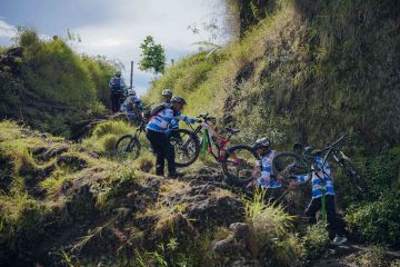 Rinjani Downhill Ride: Adrenalin, alam dan aksi Lingkungan di Rinjani