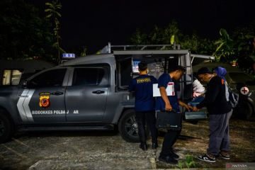 Kemarin, perayaan Waisak hingga ledakan pemusnahan amunisi di Garut