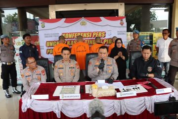 Polisi tangkap empat pelaku pencurian sepeda motor di Jakut