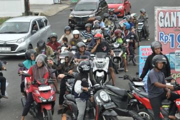 Antrean BBM di Bengkulu