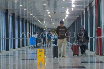 Pembukaan kembali skybridge Bandara Internasional Minangkabau