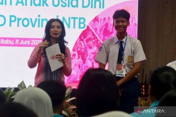 Istri Wapres serukan penghentian pernikahan usia anak