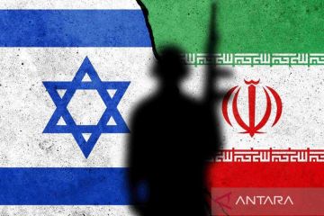 Iran digempur Israel: Ilmuwan, petinggi militer, warga sipil tewas