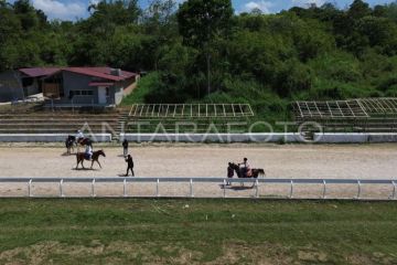 Wisata berkuda di Bukittinggi