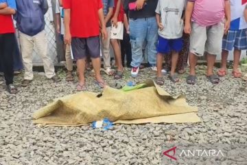 Detik-detik Pria di Kebon Jeruk Tewas Tertabrak KA Bandara, Korban menyeberang Saat Sirine Berbunyi!