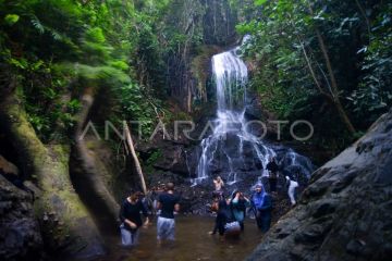Wisata alam air terjun Sarasah Murai