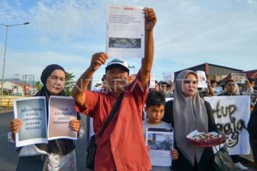 Aksi peringati hari anti penyiksaan di Padang