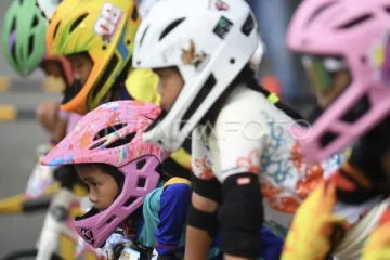 Festival balap sepeda dorong di Samarinda