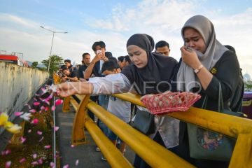 Aksi peringati hari anti penyiksaan di Padang
