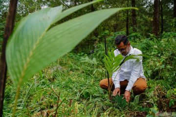 Pelestarian kawasan hutan TNBTS dalam rangka hari Bhayangkara