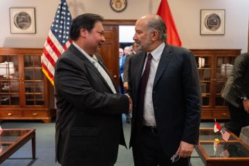 Kemarin, Airlangga temui Mendag AS hingga indikasi "fraud" pada LKM