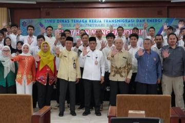 Warga dapat pelatihan mengemudi di Kantor Wali Kota Jaksel