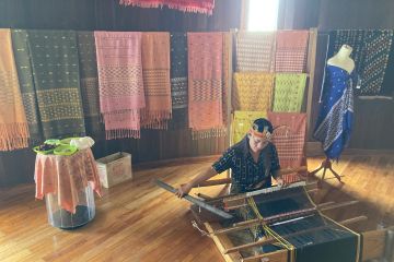 Penenun Timur yang mendunia