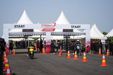 Peserta antusias ikuti ajang Pertamax Turbo Drag Fest 2025