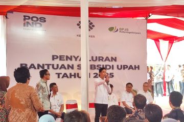 Tinjau pencairan BSU, Gibran minta digunakan untuk kegiatan produktif