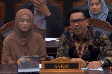 Tatkala sidang MK berubah jadi ruang karaoke saat uji UU Hak Cipta