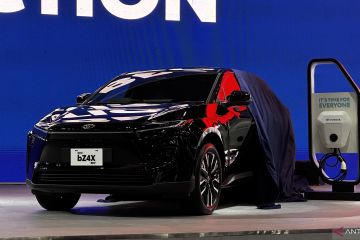 Toyota umumkan bZ4X baru, kini diproduksi lokal dan lebih murah