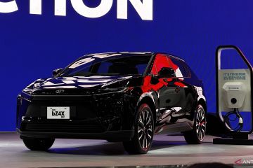 Lokalisasi BEV bZ4X bentuk upaya Toyota perkuat industri nasional