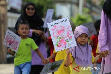 FOTO - Murid sekolah inklusi gelar karnaval peringati HAN di Aceh