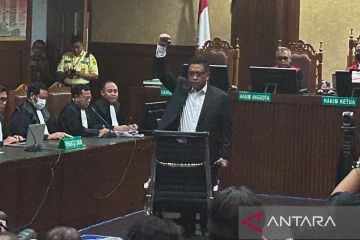 Hasto divonis 3,5 tahun penjara