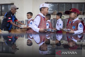 Target penerima manfaat program makan bergizi gratis